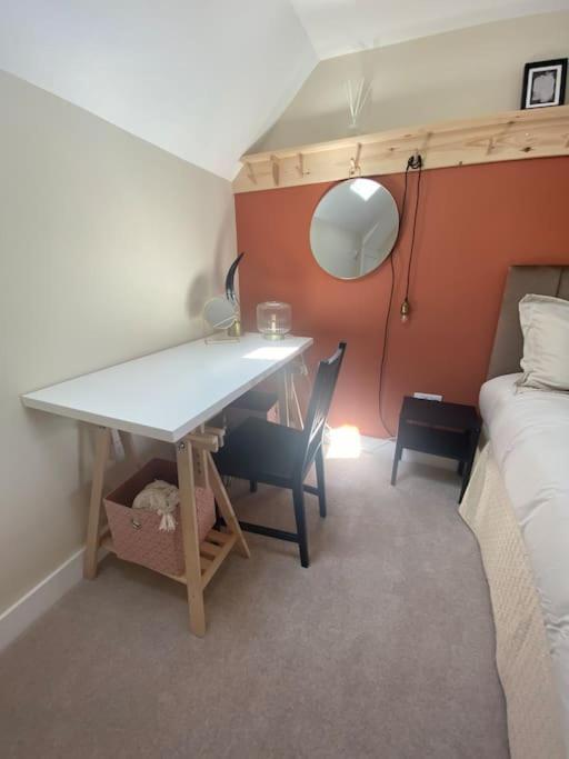 Wee Cottage - Super King Bed! Penpont Eksteriør billede